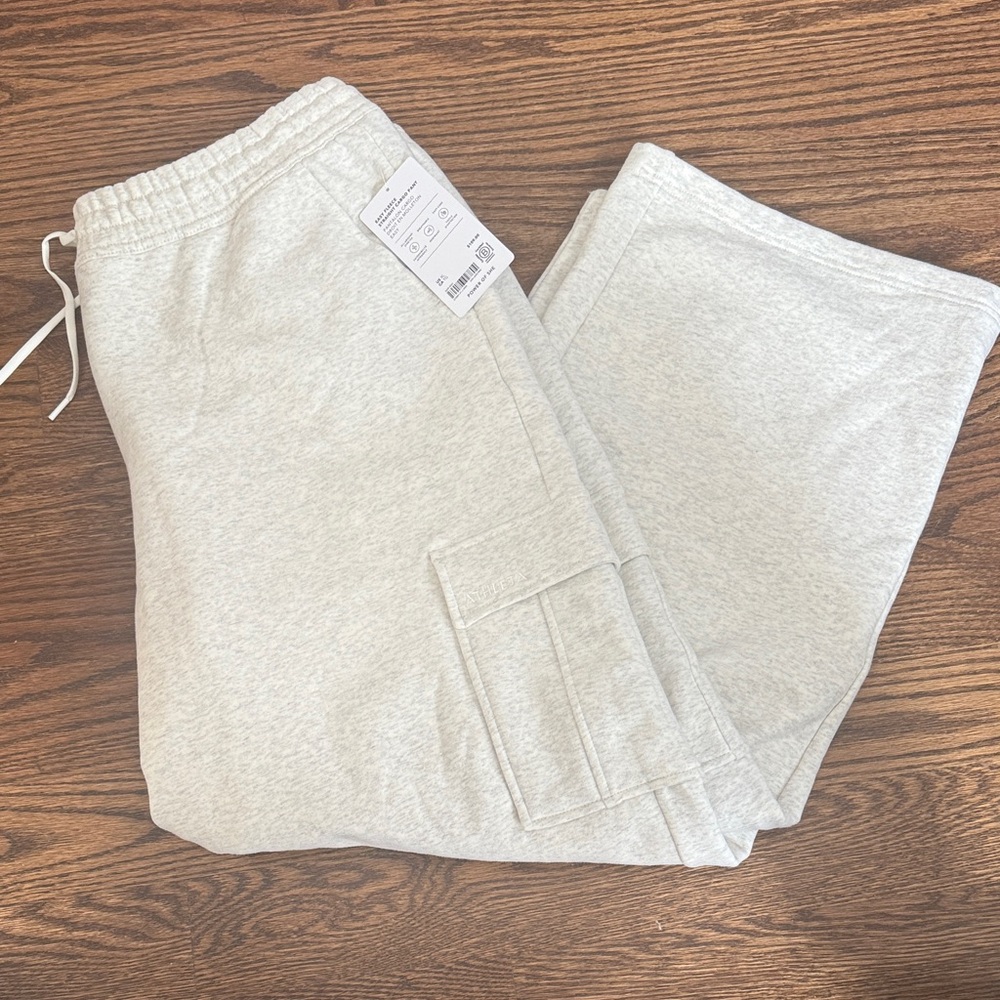 Athleta Easy Fleece Light Gray Straight Cargo Pant XL
